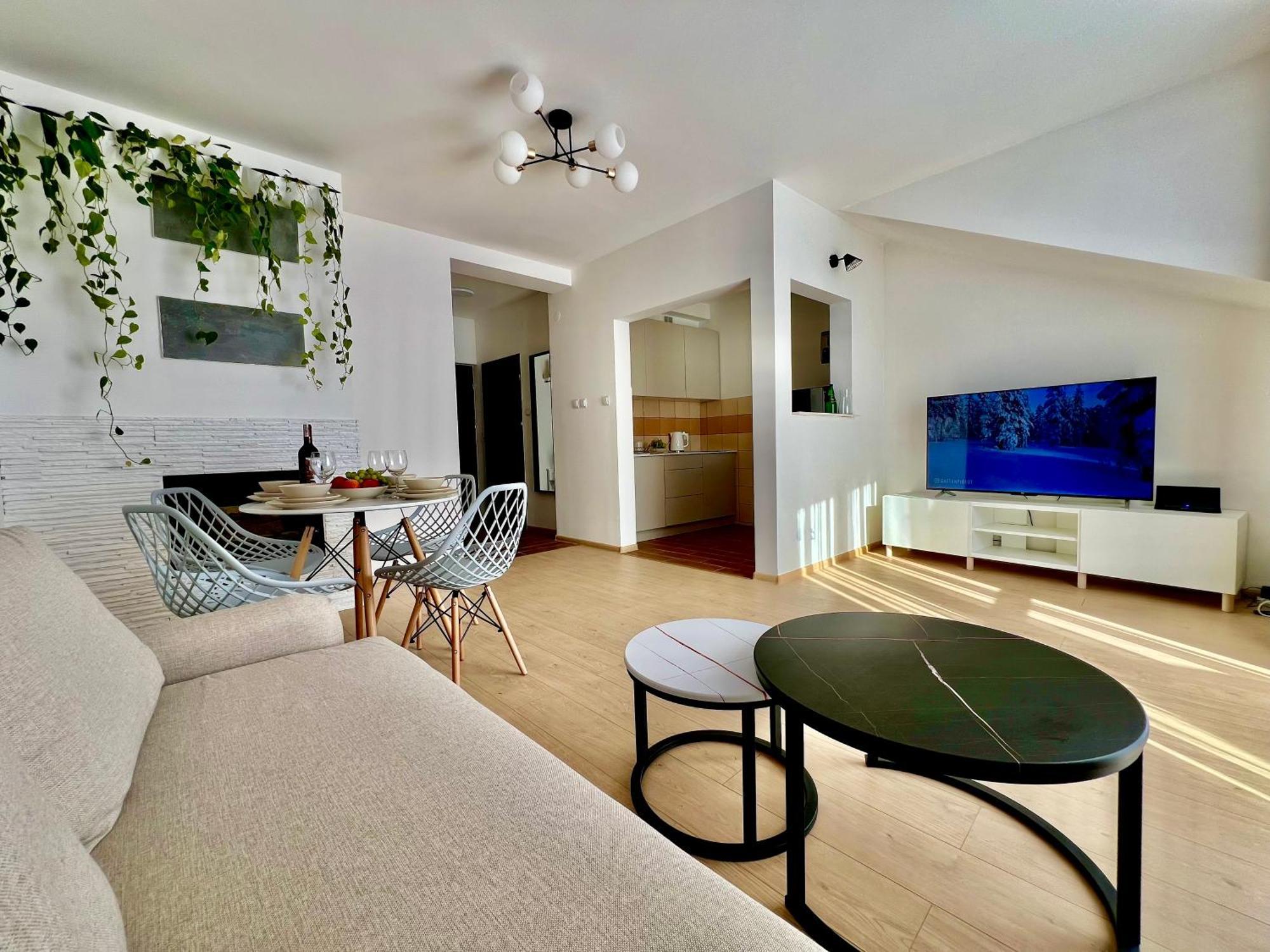 Apartament Wisteria プシェムィシル エクステリア 写真