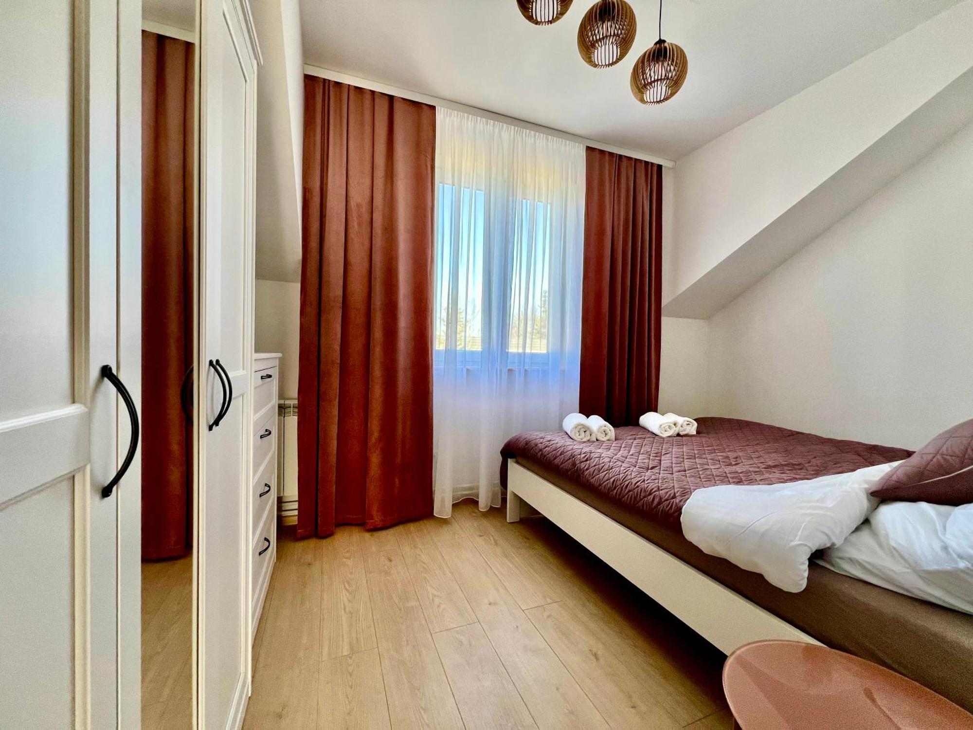 Apartament Wisteria プシェムィシル エクステリア 写真