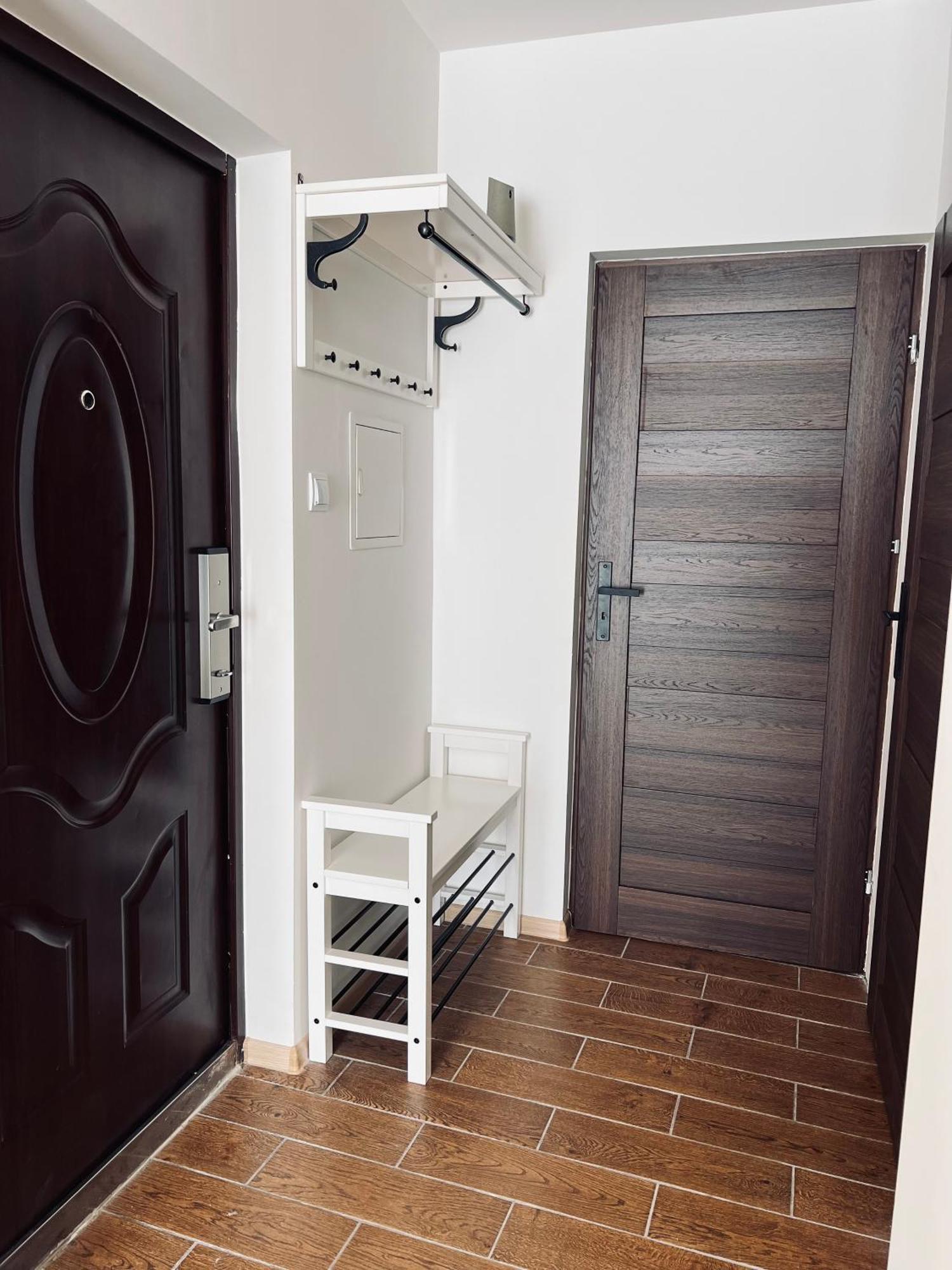 Apartament Wisteria プシェムィシル エクステリア 写真